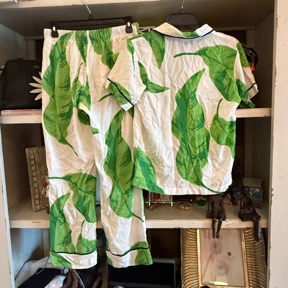 Katie Kime XXS tropical banana leaf print green piping - Picture 3 of 3